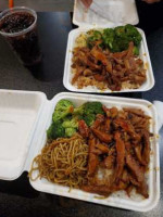 Bb's Teriyaki Grill food