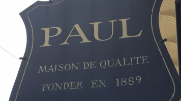 Restaurant Paul food