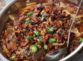 Fairy Sichuan Cuisine Qiào Huā Dàn Chuān Cài Guǎn food