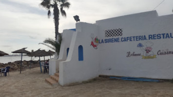 Café Resto La Sirène outside