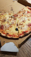 Pizzas Chez Albert « Barjac » food