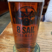 8 Sail Brewery food