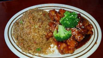 Off The Wall Chinese Cuisine food