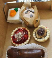 Naegelin's Bakery food