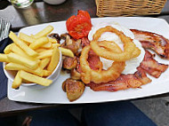 Black Bull Inn food