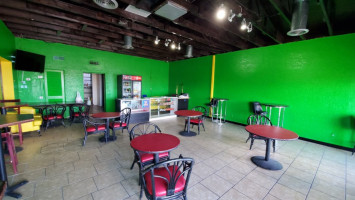 I-land Vybz Jamaican Resturant food