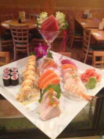 Oyama Sushi food