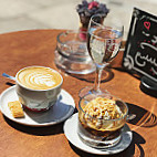 Caffe Lucca food