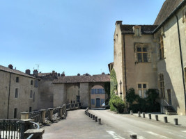 La Halte de L'Abbaye outside