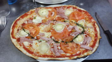 Pizzeria Guido food