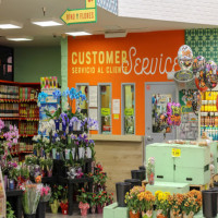 Vallarta Supermarkets outside