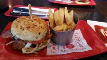 Red Robin Gourmet Burgers And Brews food