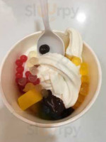 Tutti Frutti Frozen Yogurt food