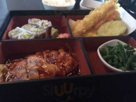 Sushi Umi food