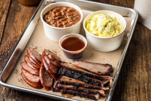 Smokey Mo's Bbq food