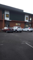 Mcdonald's Abadino outside