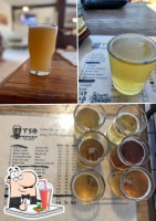 Todos Santos Brewing food