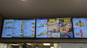 Taco Bell inside