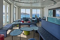 Icebergs Terrace inside