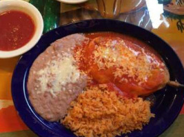 Los Tres Amigos food