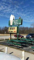 Mussel Beach Drive In outside