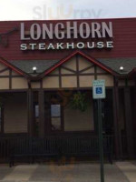 Longhorn Steakhouse food