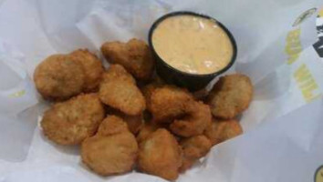 Buffalo Wild Wings food