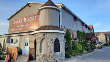 restaurant auberge du centre d'art marcel gagnon food