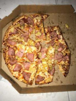 Domino's Pizza food