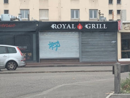 Royal Grill outside