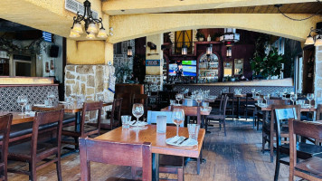 Tholos Restaurant Inc food