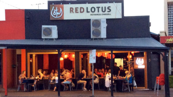 Red Lotus Vietnamese Annerley food