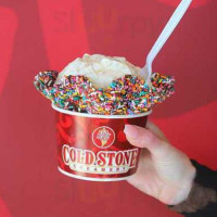 Cold Stone Creamery outside