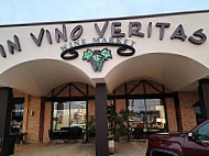 In Vino Veritas outside