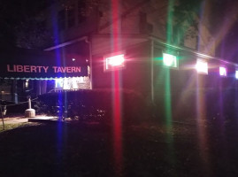 Liberty Tavern outside