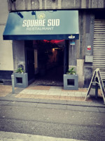 Le Square Sud outside