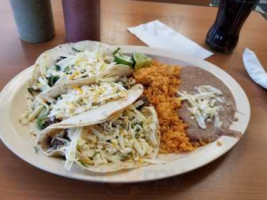 La Mexicana food