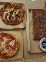 Pizza Hut food