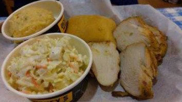 Dickey's Barbecue Pit food