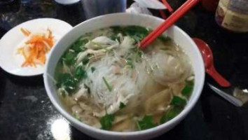 Pho Hoang food