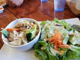 Wood Cafe Thai Cuisine food