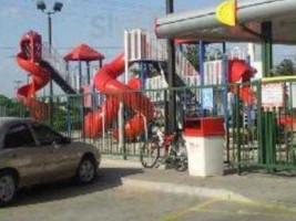 Sonic Drive-in outside