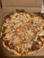 Rosati’s Pizza food