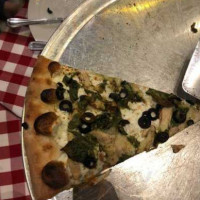 Grimaldi’s Coal BrickOven Pizzeria food