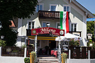 Restaurant Milano outside