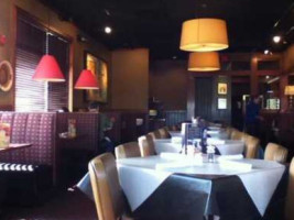 Ruby Tuesday inside