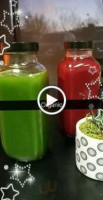 Raw Earth Juicery food