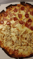 Finospizza food