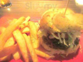 Red Robin Gourmet Burgers And Brews food