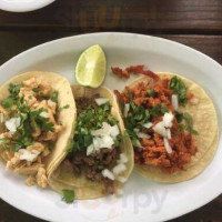 Marianas Taco Shop food